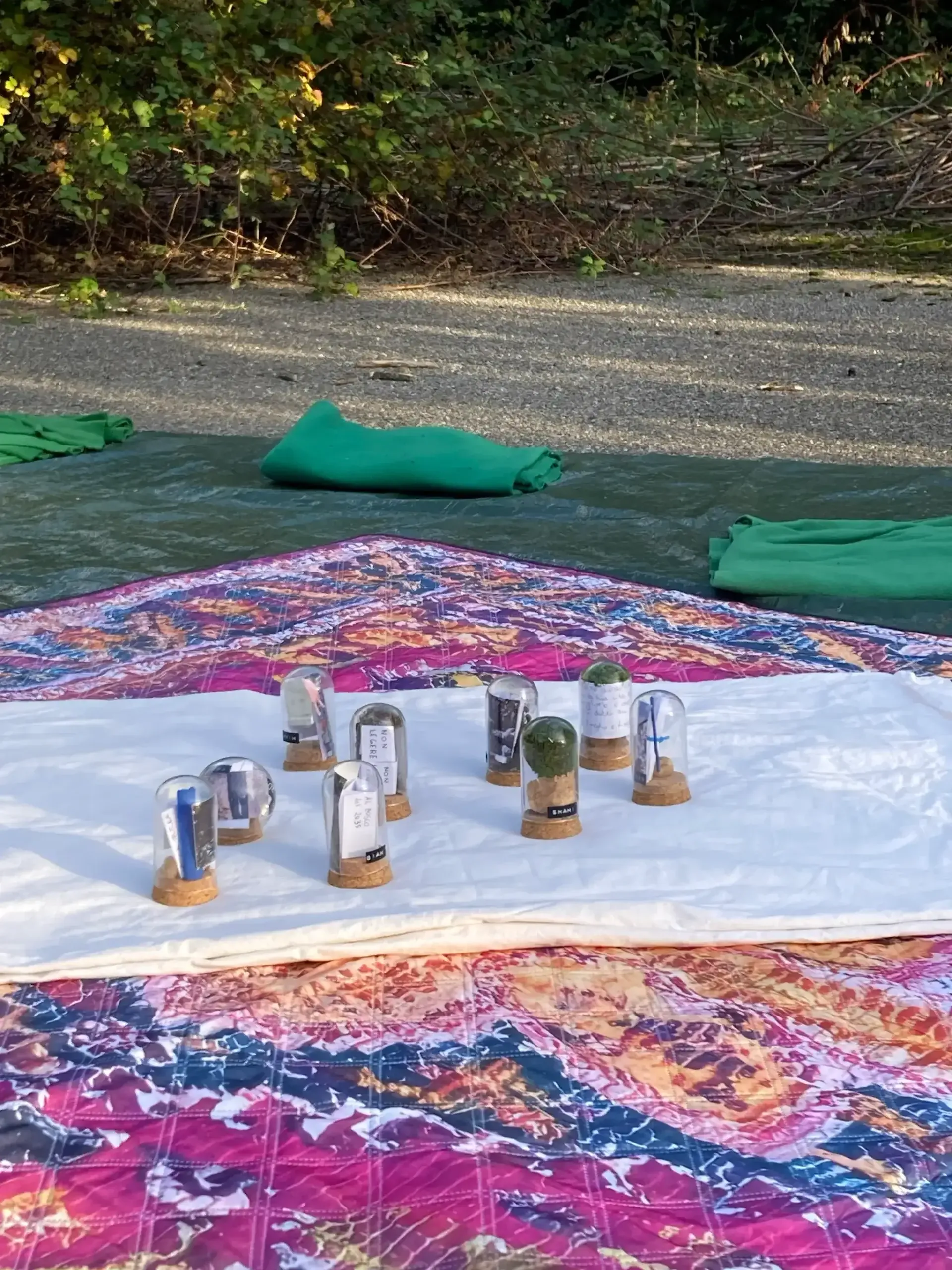 Capsule del tempo create durante la residenza artistica