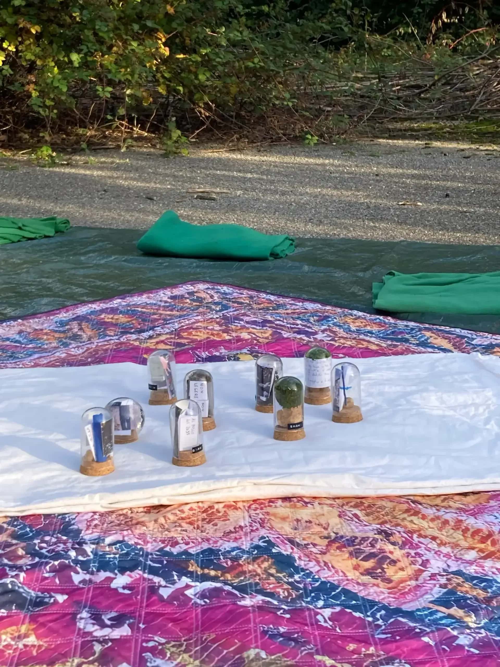 Capsule del tempo create durante la residenza artistica